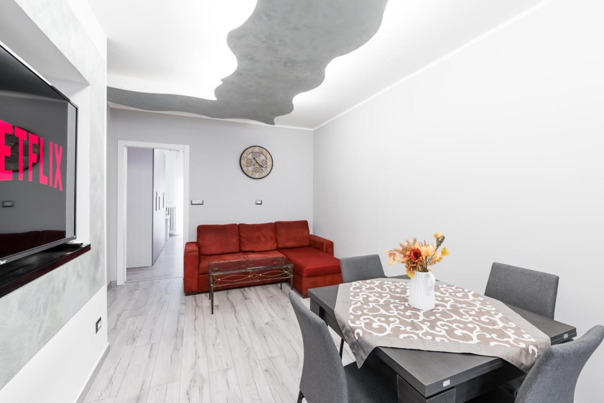 Moderno Bilocale A 5 Minuti Dal Centro Storico Apartment Turin Exterior photo